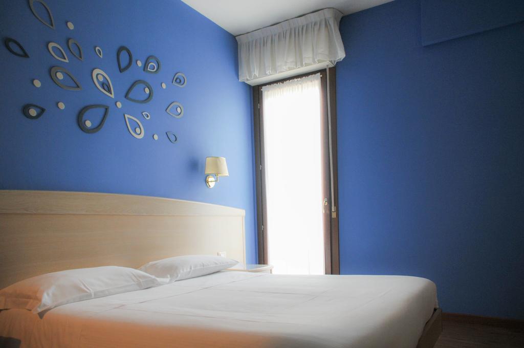 Hotel Marco Effe Mestrino Habitación foto